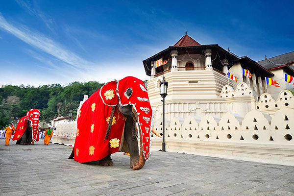 Temple of the Tooth, Kandy